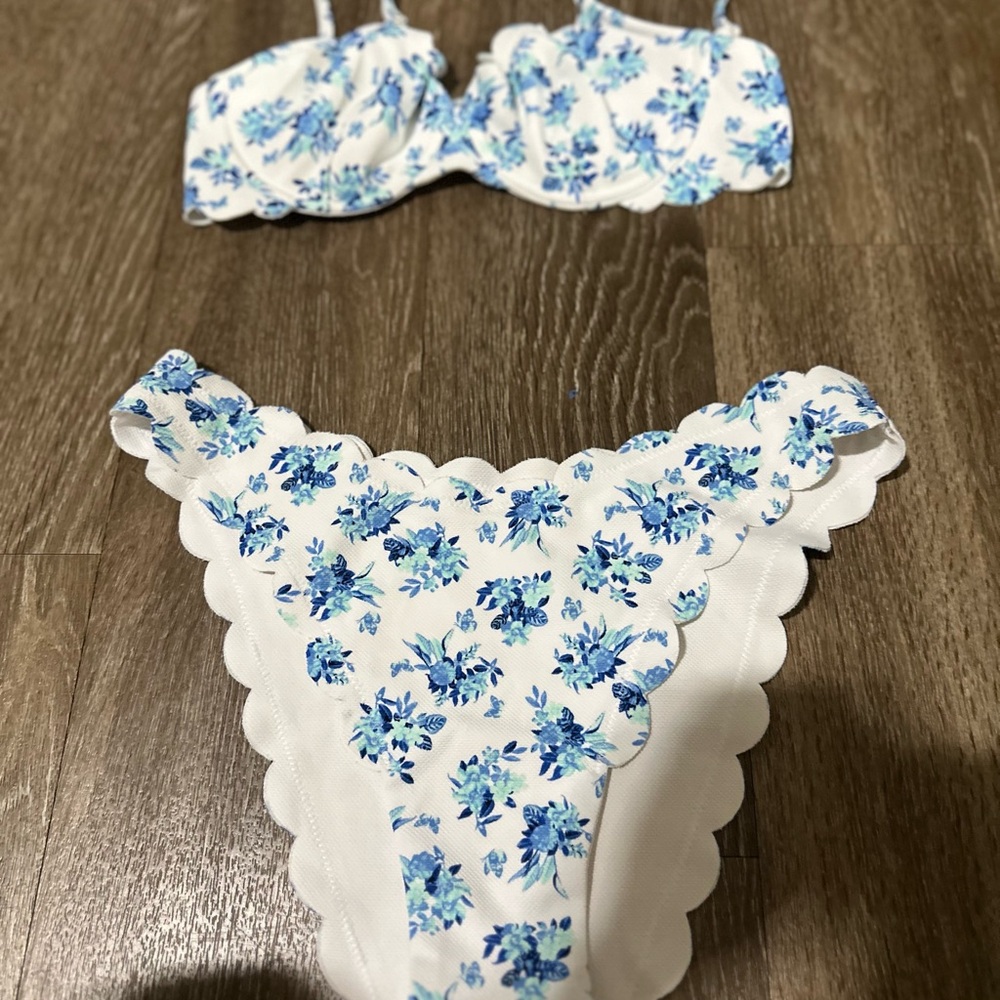 Victoria's Secret Blue Floral Bikini